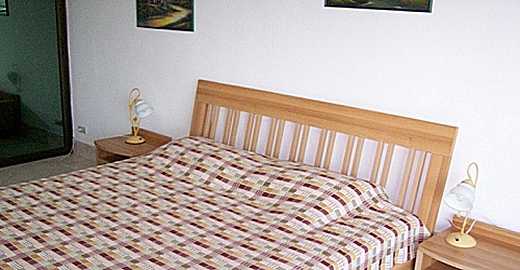 Lit King-Size 190 cm condominium